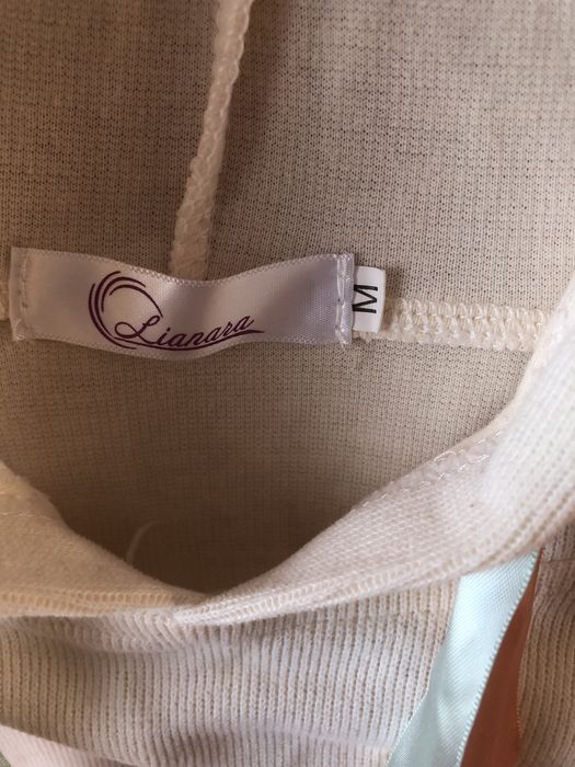 Кофта для дівчини розмір s-m