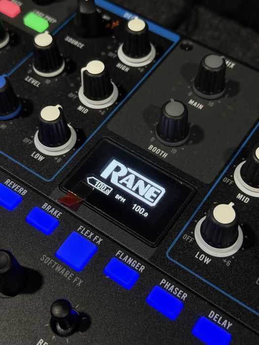 DJ Setup - Rane Twelve MKII + RANE Seventy64750566541569123