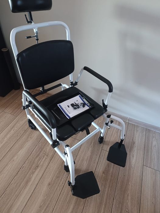 Wózek kąpielowo-toaletowy – NOWY