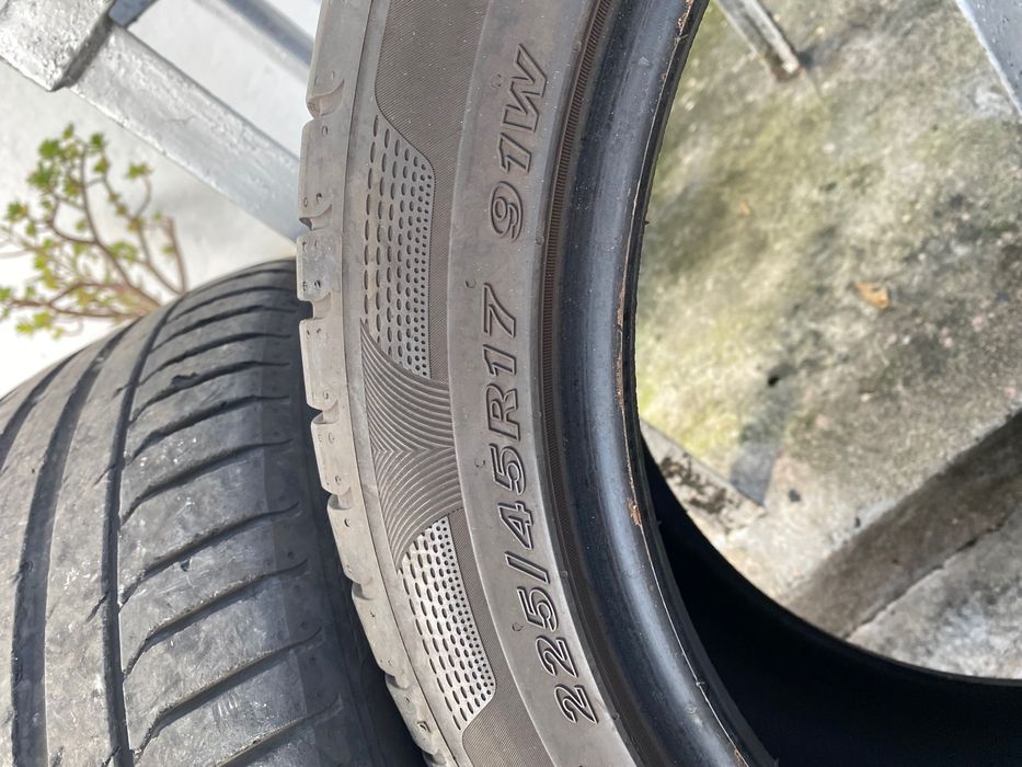 pneus 2 Nexen r 17