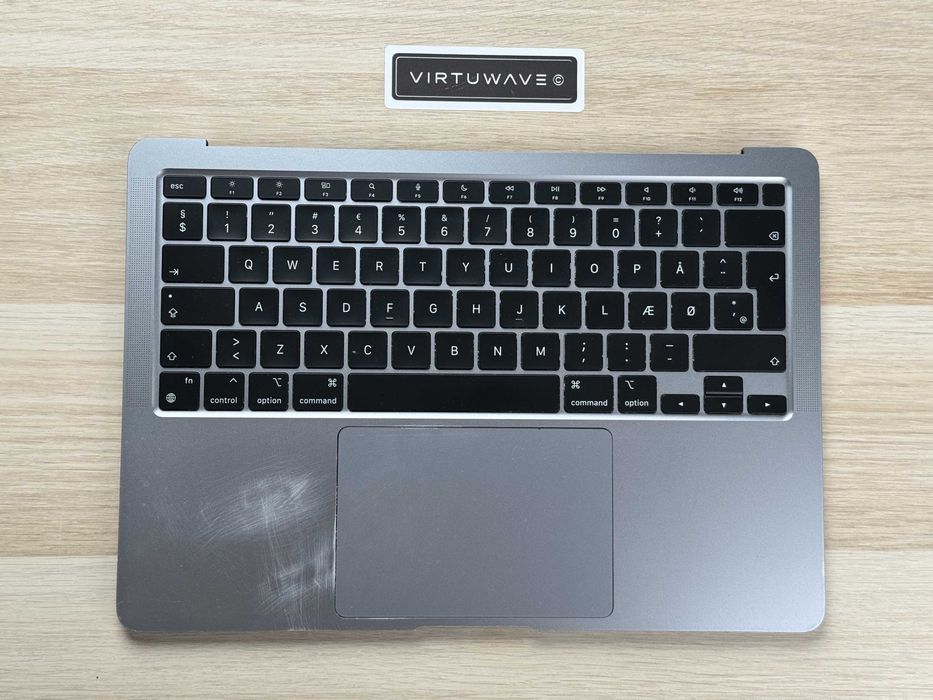 Topcase do MacBook Air M1 2020 A2337 – Szary