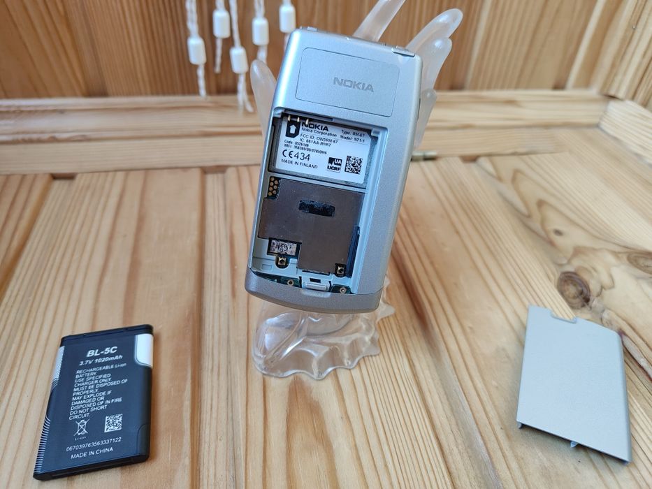 Nokia N71            .