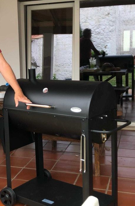 churrasqueira e fumeiro para carvão IMOR com capa