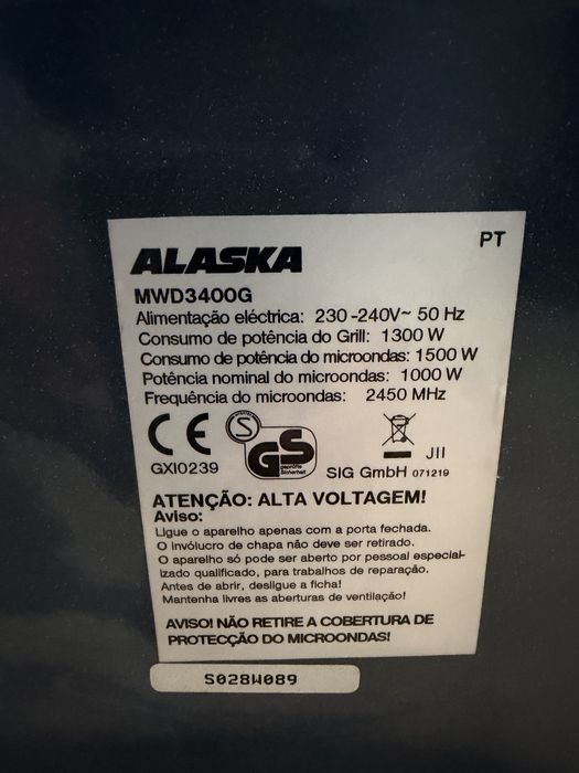 Microondas Alaska 1000W potência