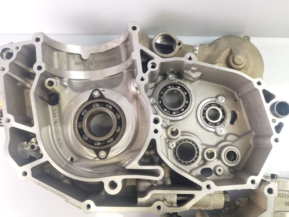 Kartery silnika KTM EXC 400, 09R