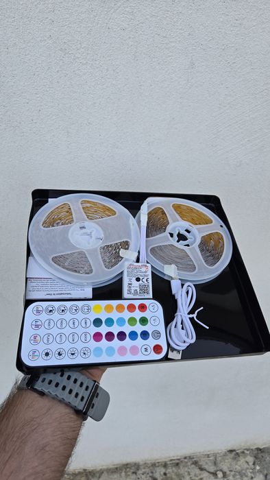 Fita luzes led RGB com app para telemóvel