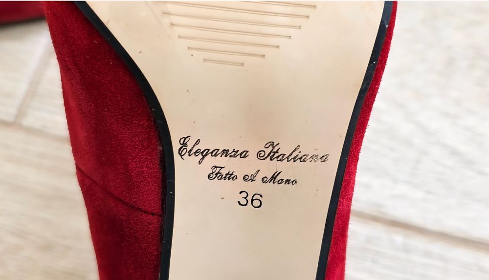 Туфлі на підборах українського виробника Nivelle.