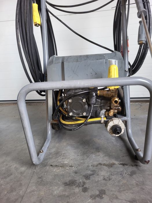 Myjka Karcher HD 10/25