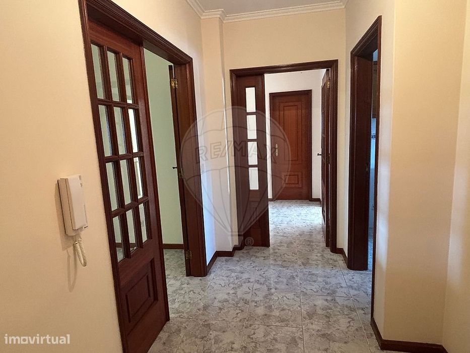 Apartamento T3 para arrendamento