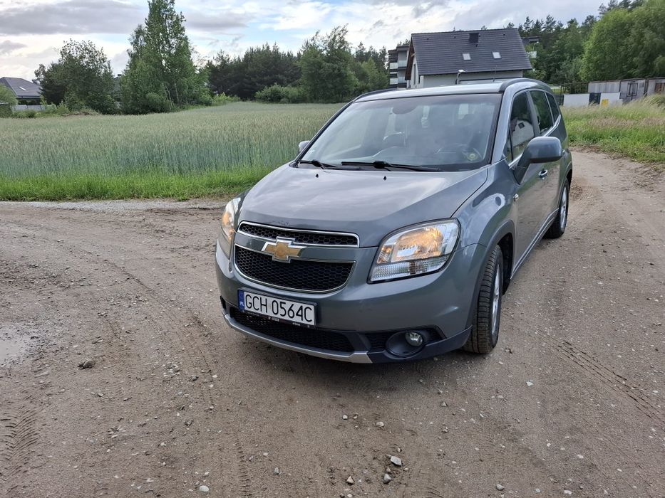 Bardzo ładny Chevrolet Orlando 7 osób.