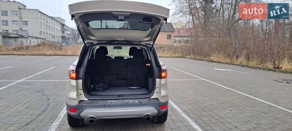 Ford Escape 2017 SE | автомат | 4×4 | від власника