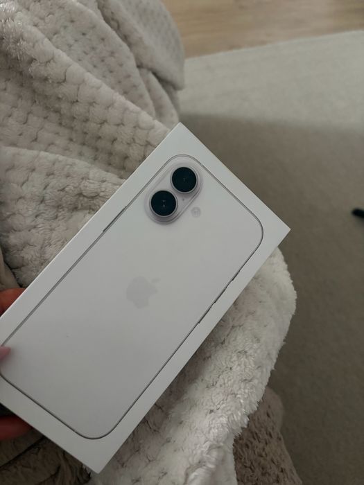 Iphone 17 novo, uma semana de uso, sem problema nenhum