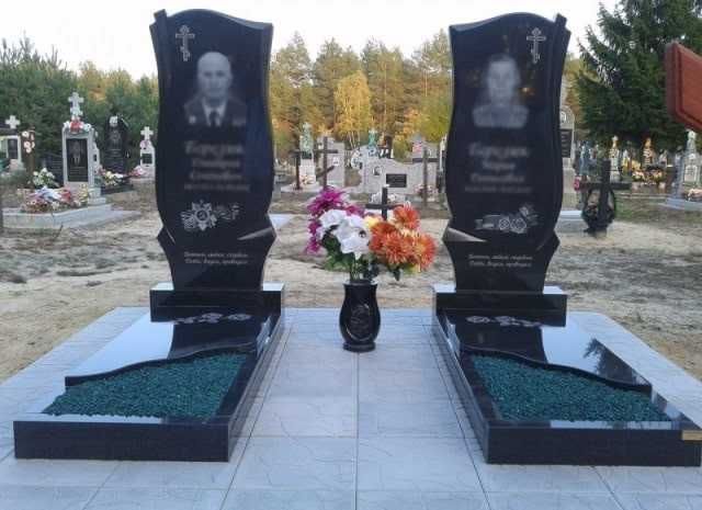 Гранітні пам'ятники (Виготовлення та встановлення)