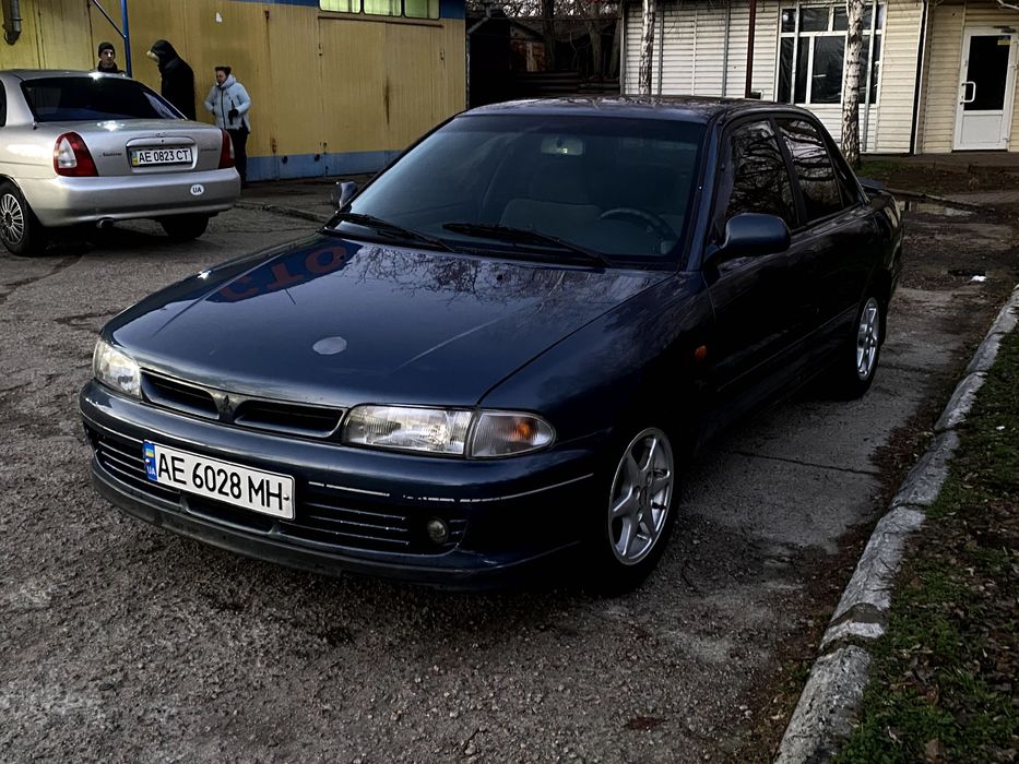 Mitsubishi Lanser 5 GLXI