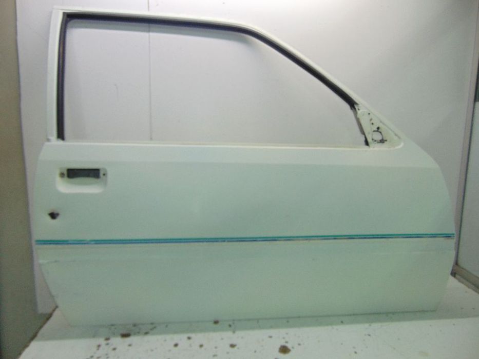 Peugeot 205 portas " nova de stock antigo