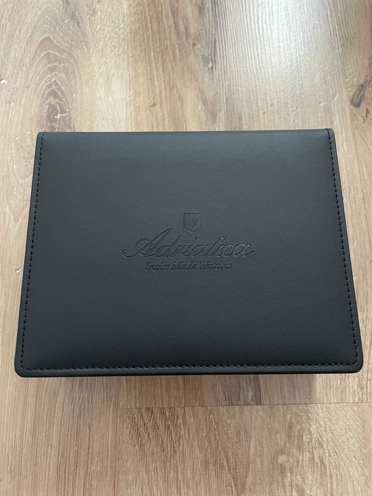 Męski zegarek Adriatica A8281.4214CH1 zestaw okulary