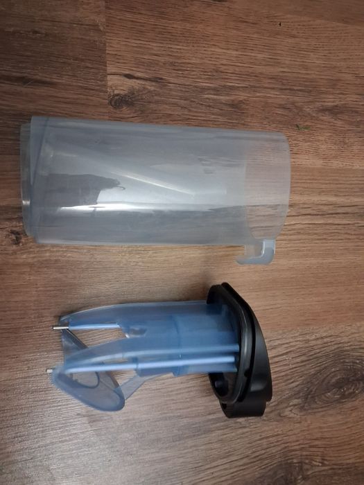 Philips AquaTrio Pojemnik na brudną wodę odkurzacza, stan bdb