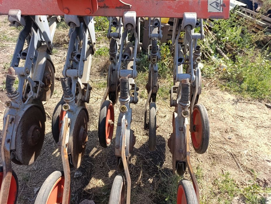 Сівалка KUHN Huarb захват 6 метрів під трактор 190-220к.с.