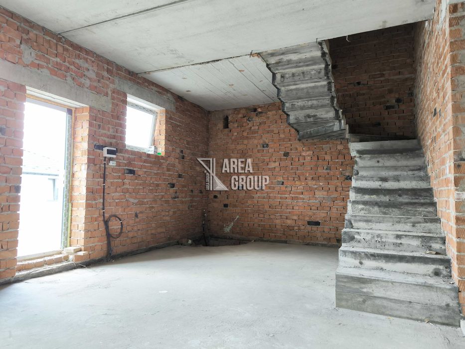 Котедж готовий до ремонту в районі Цукрового заводу