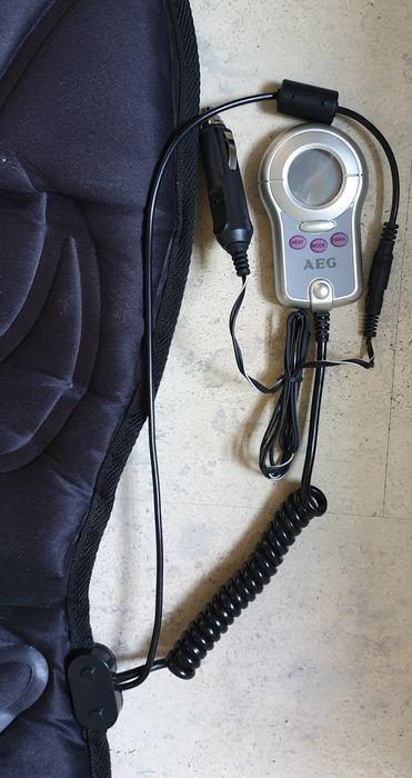 Продам вибромассажную накидку AEG