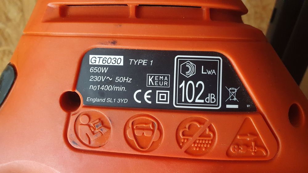 Nożyce do żywopłotu Black&Decker