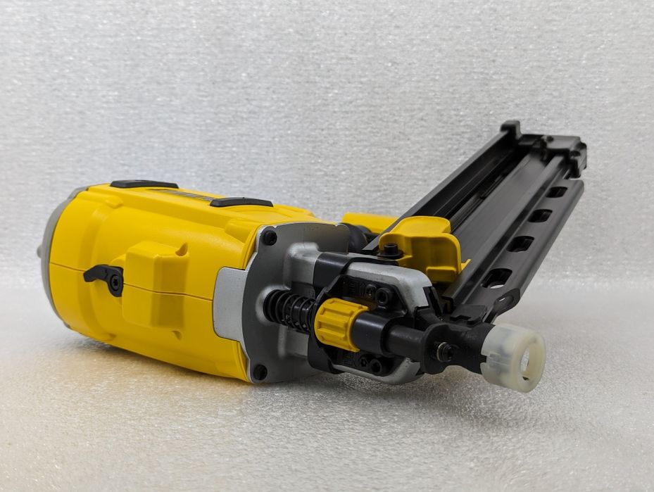 DeWALT DCN21PLB 20V Безщітковий нейлер аккумуляторний забивач цвяхів