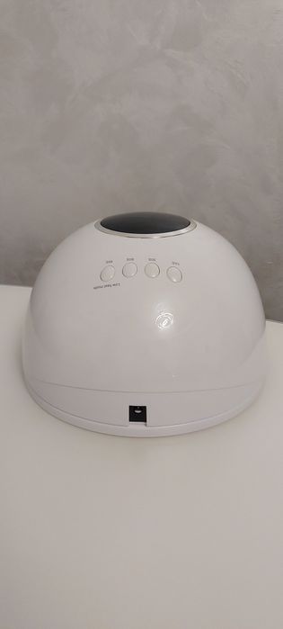 Продам лампу нову для нарощення нігтів.