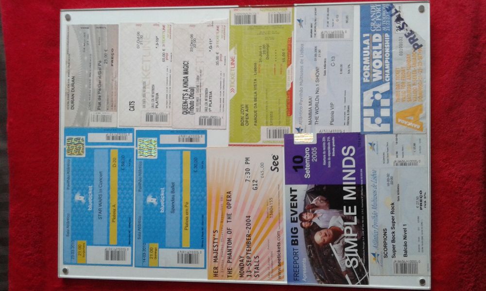 Bilhetes usados, concertos rock e outros espectáculos, em perfeitas condições, preços de 20€ a 100€