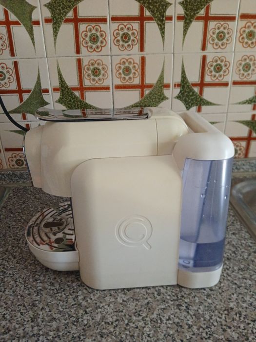 Máquina de café Delta Q