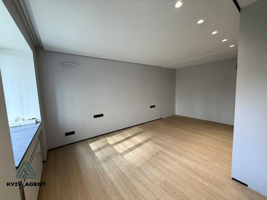 WOW!!! Велика 3-кімнатна (2 окремі спальні) на вул. Горлівська, 220