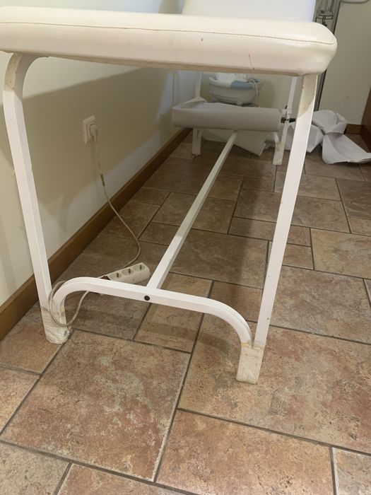Marquesa de Estética / Cama de Tratamento Branca - Profissional
