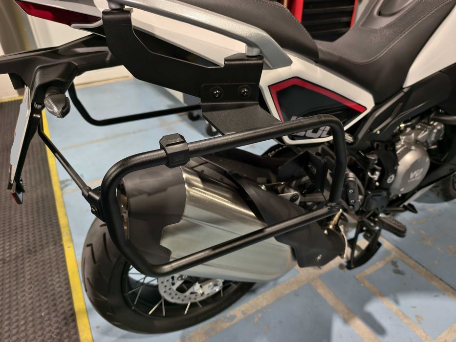Malas Laterais Shad Terra 47L + 36L + Suporte Lateral Moto Morini X-CAPE 1200