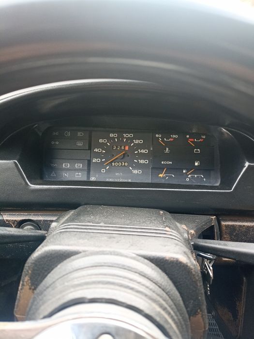 Автомобіль ВАЗ 2108.