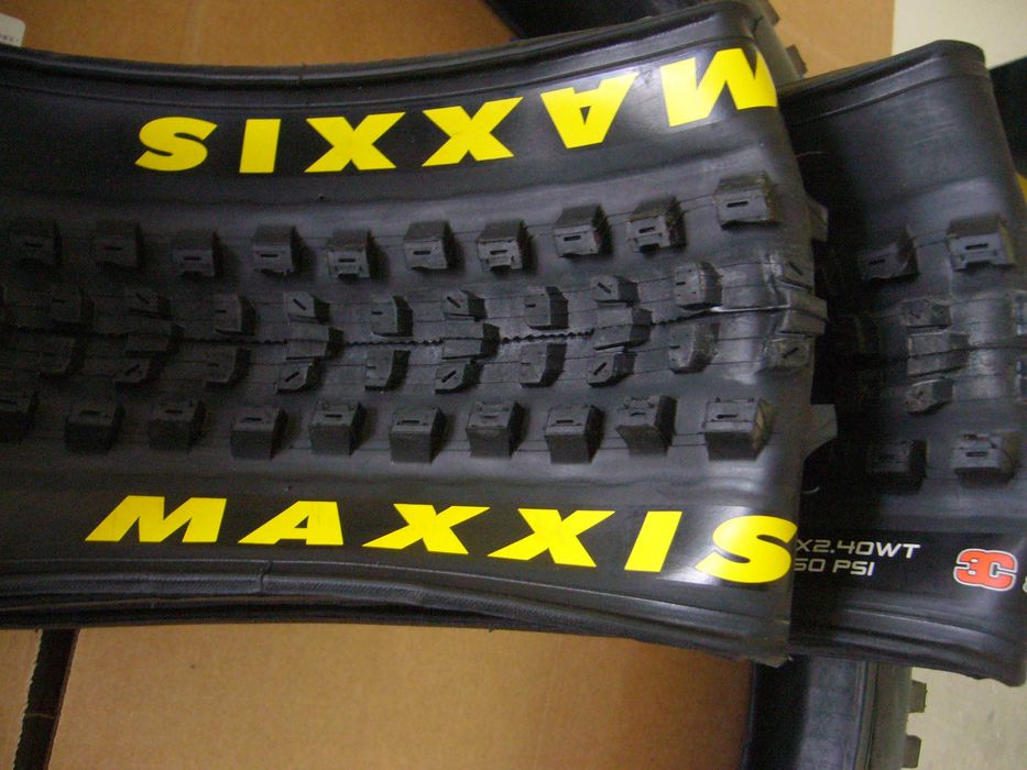 Vendo Pneus  bicicleta Maxxis Dissector