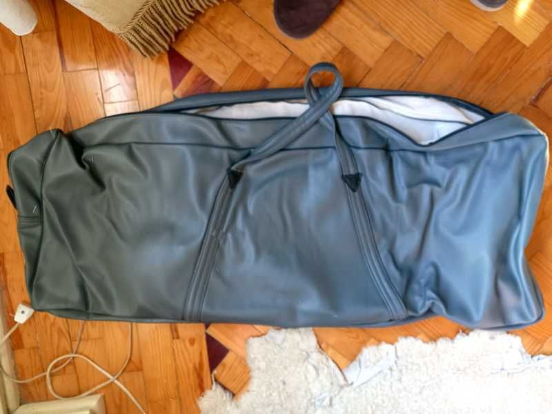 Capa de transporte para teclados