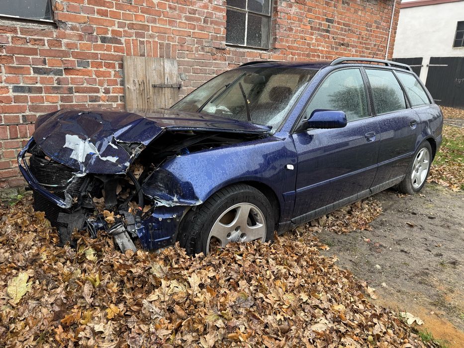 Audi A4 B5 1.8T AWT cała na części