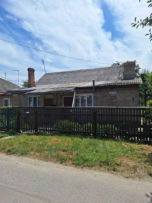 Продам частину будинку вул. Соборності