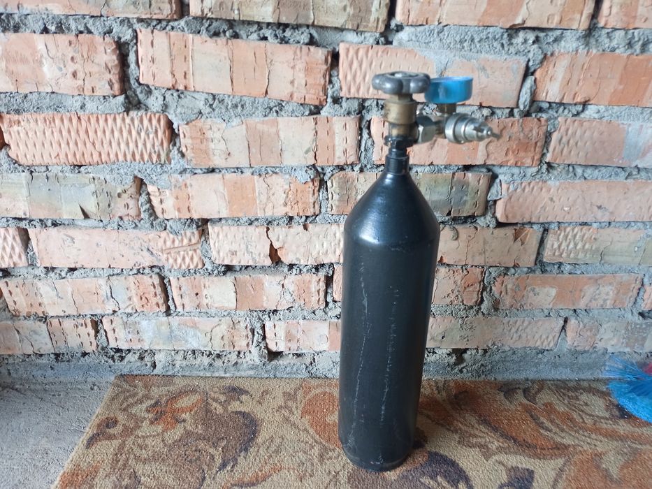 Балон маленький для С О 2