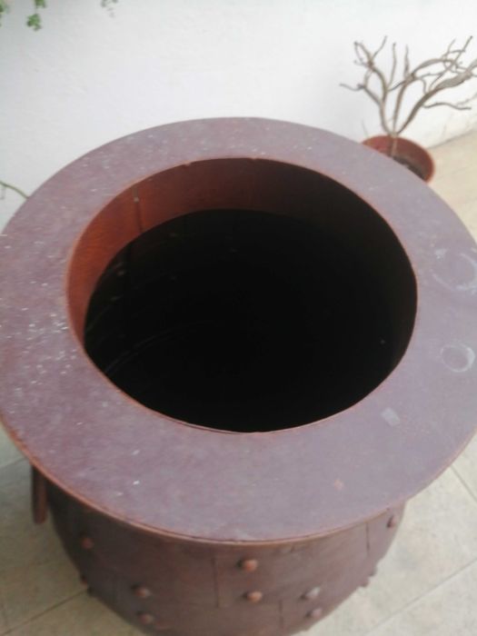 jarrao grande em metal, preço fixo