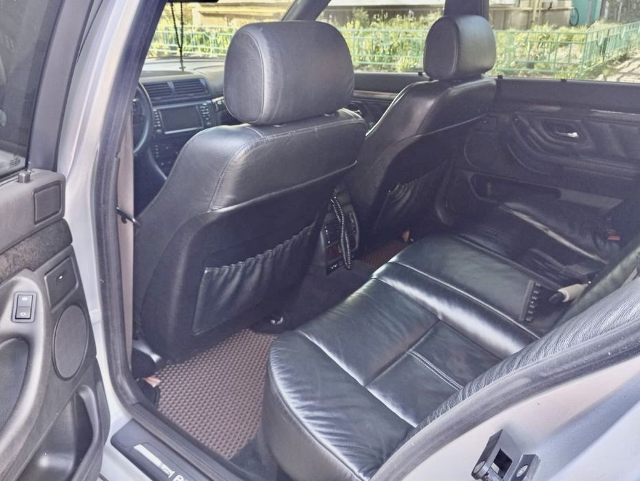 Продам BMW 7 Series E38 740i