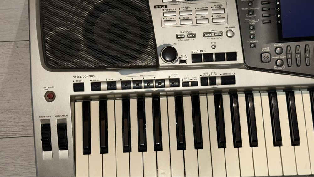 kayboard yamaha psr 2000