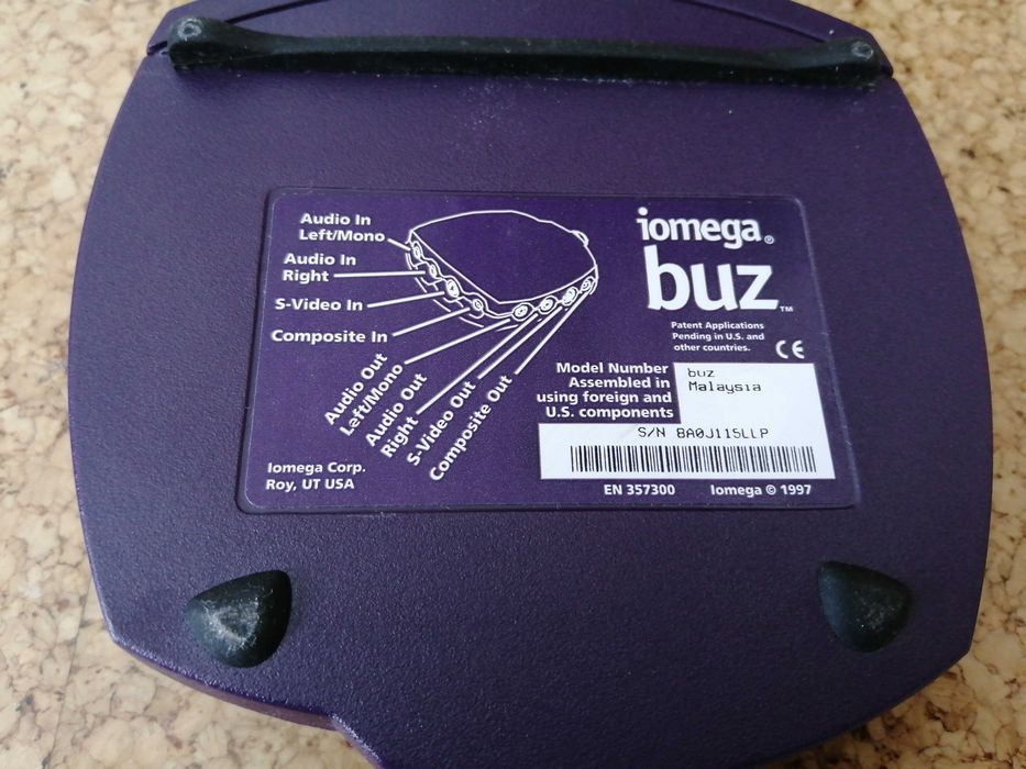 Capturador de vídeo Iomega Buz