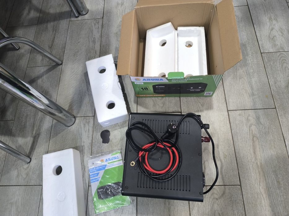 Джерело безперебійного живлення Aruna UPS 1000
