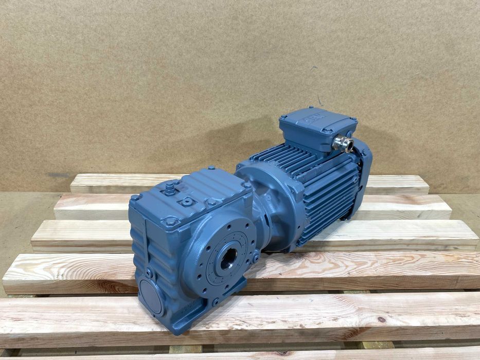 motoreduktor / przekładnia 2,2kW 165obr. SEW