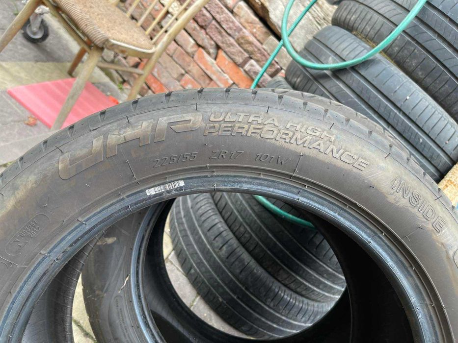 Комплект резини 225/55 R17-2024 рік