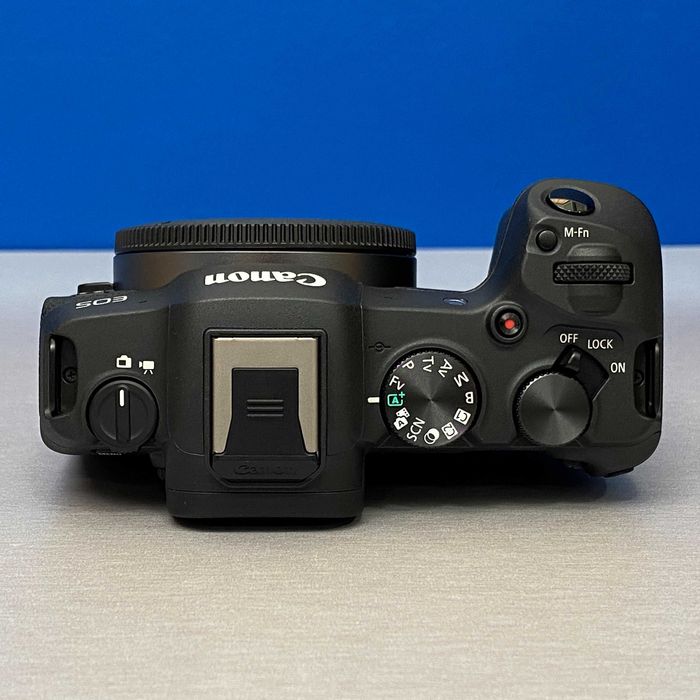 Canon EOS R8 (Corpo) - 24.2MP | 3 ANOS DE GARANTIA