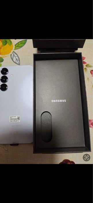 Samsung S25 12GB/ 128GB