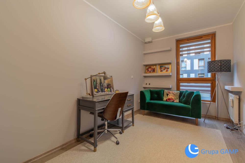 Zabłocie*Pasaż Podgórski*3-pok z oddzielną kuchnia