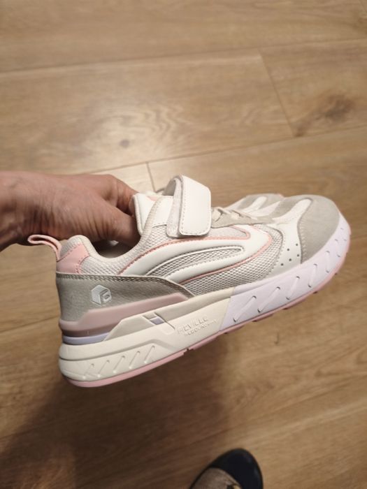 Adidasy do biegania FitVille