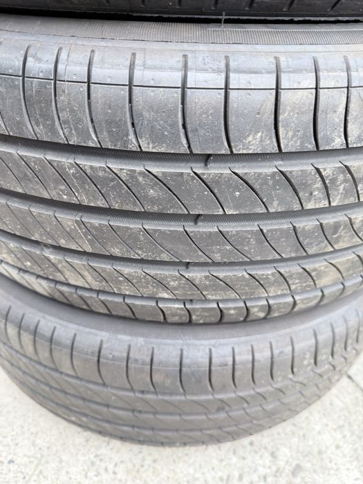 Шини літні 235/50/19 Michelin Primasi 4